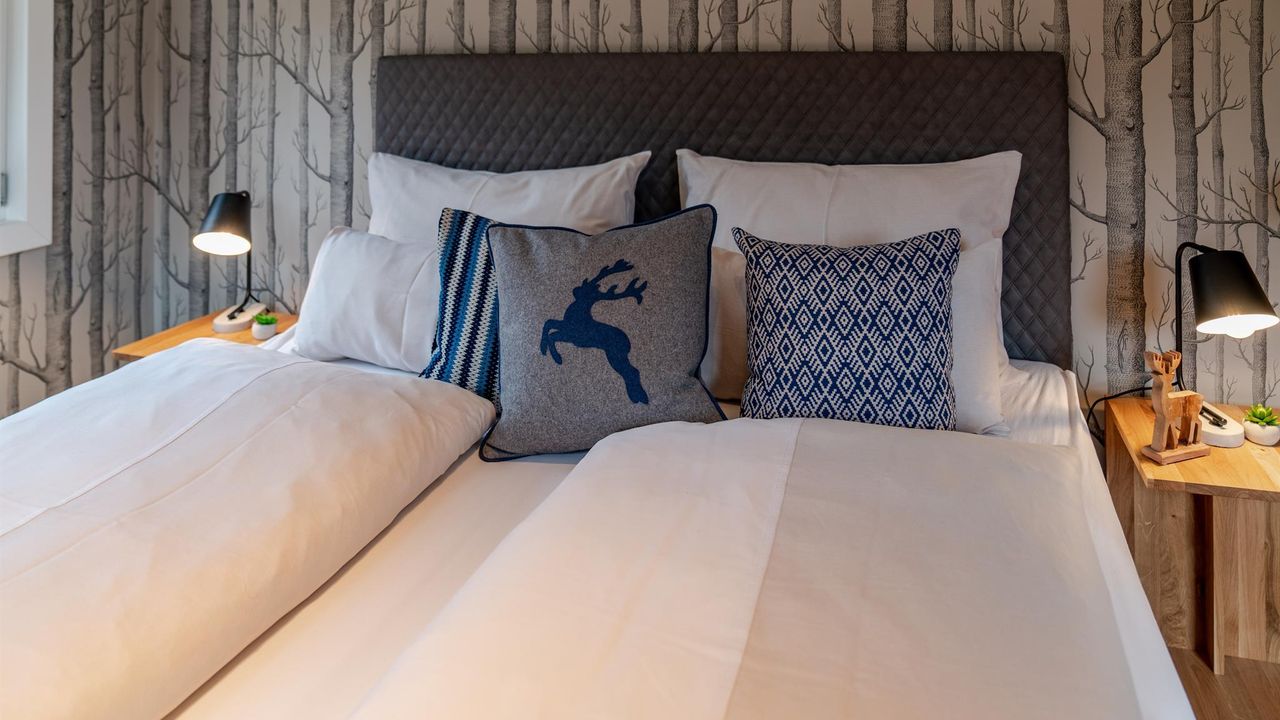 Gesamt zwei Schlafzimmer Gesamt zwei Schlafzimmer